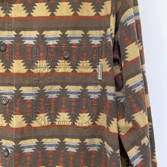 Woolrich Button-Up - Picture 4 of 6